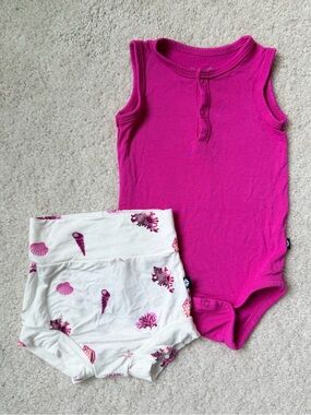 Kyte BABY Hot Pink Sleeveless Onesie with White Shell-Print Bloomers